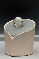 دبلة ذهب صافي عيار 18 وزن من 2.6 الى 2.9 جرام