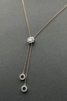 عقد الماس وزن الذهب : 2.94 جرام وزن الألماس : 0.4...