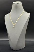 عقد فلات مع فص دمعة ذهب تصميم الماس عيار 18 وزن 5....