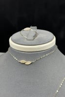 طقم ذهب تصميم الماس عيار 18 وزن 4.2 جرام