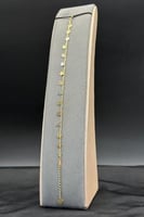 اسوارة وردة ذهب صافي عيار 18 وزن 2.3 جرام