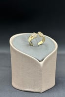 خاتم ذهب تصميم الماس عيار 18 وزن من 2.3 الى 2.4 جر...