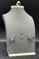 طقم اطفال دب ذهب ابيض صافي عيار 18 وزن 5.2 جرام