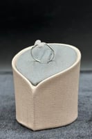 خاتم ذهب ابيض تصميم الماس عيار 18 وزن 0.9 جرام