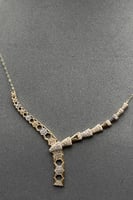 طقم شكل خلية ذهب تصميم الماس عيار 18 وزن 6.2 جرام