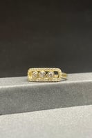 اسوارة مع خاتم ثلاث فصوص ذهب تصميم الماس عيار 18 و...