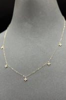 شوكر زهرات ذهب تصميم الماس عيار 18 وزن من 0.5 الى...