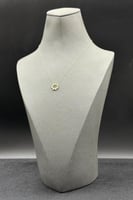 عقد ذهب تصميم الماس عيار 18 وزن من 0.7 الى 0.8 جرا...