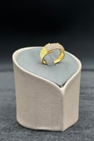 خاتم ذهب تصميم الماس عيار 21 وزن من 4.1 الى 4.2 جر...