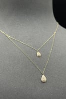 عقد دورين دمعة ذهب تصميم الماس عيار 18 وزن 0.7 جرا...