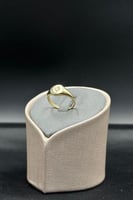 خاتم ذهب تصميم الماس عيار 18 وزن 1.9 جرام