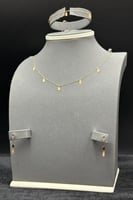 طقم مستطيل ذهب صافي عيار 21 وزن من 1.4 الى 1.5 جرا...