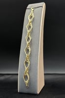 اسوارة ذهب صافي ايطالي عيار 18 وزن من 5.7 الى 5.8...