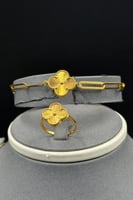 طقم وردة ذهب مع فص تصميم الماس عيار 21 وزن 26.3 جر...