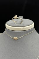 طقم دمعة ذهب تصميم الماس عيار 18 وزن من 1.9 الى 2...