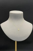 عقد زهرة ذهب تصميم الماس عيار 21 وزن 0.5 جرام