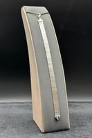 اسوارة حرير ذهب ابيض صافي عيار 18 وزن 9.3 جرام