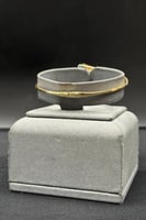 اسوارة ذهب مع فص سماوي عيار 18 وزن 7.8 جرام