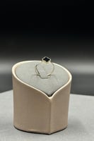 خاتم ذهب ورده مع صدف ملون انيق للغاية