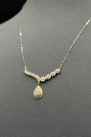 عقد دمعة ذهب تصميم الماس عيار 18 وزن 1.4 جرام