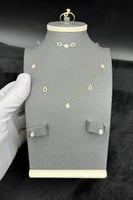 طقم ذهب عيار 18 قطرات الرقي وزن 2.85 جرام