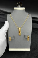 نصف طقم ذهب صافي عيار 21 وزن 7.5 جرام