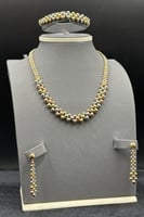 طقم كور ذهب صافي عيار 18 وزن 15.6 جرام