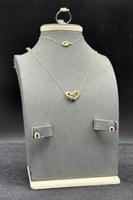 طقم ذهب ناعم عيار 18 سرّ الارتباط وزن 3.25 جرام