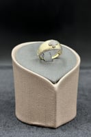 خاتم وردة ذهب تصميم الماس عيار 18 وزن من 2.6 الى 2...