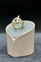 خاتم ذهب تصميم الماس عيار 18 وزن 5.8 جرام