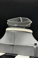 طقم ذهب ابيض دمعات تصميم الماس عيار 18 وزن 26.6 جر...