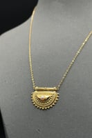 عقد براشي ذهب بحريني عيار 21 وزن من 2.3 الى 2.4 جر...