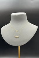 عقد دورين مستطيل ذهب تصميم الماس عيار 18 وزن من 1....