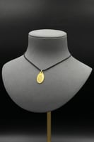 سبيكة ذهب وزن 5 جرام عيار 24 شكل بيضاوي مع عروه