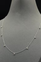 عقد الماس وزن الذهب : 1.42 جرام وزن الألماس : 0.3...