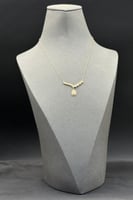 عقد دمعة ذهب تصميم الماس عيار 18 وزن 1.4 جرام