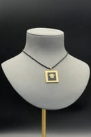 تعليقة مربع ذهب ايطالي عيار 18 وزن 3.4 جرام