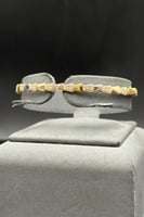 اسوارة مع خاتم ذهب تصميم الماس عيار 18 وزن 6.4 جرا...