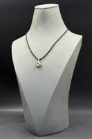 تعليقة مكرونة ذهب صافي ملون عيار 18 وزن 1 جرام