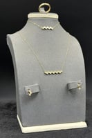 طقم الخلية ذهب تصميم الماس عيار 18 وزن 3.8 جرام