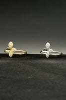 خاتم وردة ذهب تصميم الماس عيار 18 وزن من 0.6 الى 0...