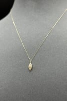 عقد ذهب تصميم الماس عيار 18 وزن من 0.3 الى 0.4 جرا...