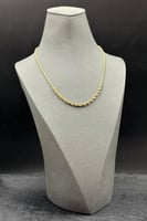 عقد مجدول ذهب صافي عيار 18 وزن من 2.5 الى 2.6 جرام