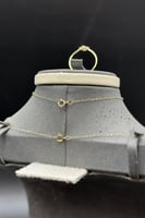 طقم وردة ذهب تصميم الماس عيار 18 وزن 1.9 جرام