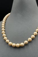 عقد لؤلؤ مع ذهب عيار 18 وزن 1.6 جرام