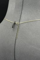 عقد قلب ذهب صافي عيار 18 وزن من 1.6 الى 1.7 جرام