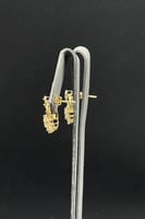 حلق زهرة مع باقيت ذهب تصميم الماس عيار 18 وزن 2.5...