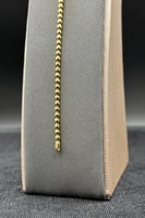 اسوارة كور ذهب مع باقيت تصميم الماس عيار 18 وزن 6...