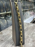 اسوارة جنزير كبير ذهب عيار 18 بوزن 15.6 جرام