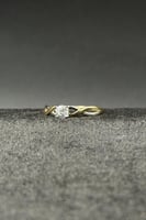 خاتم مع فص سوليتير ذهب تصميم الماس عيار 18 وزن من...